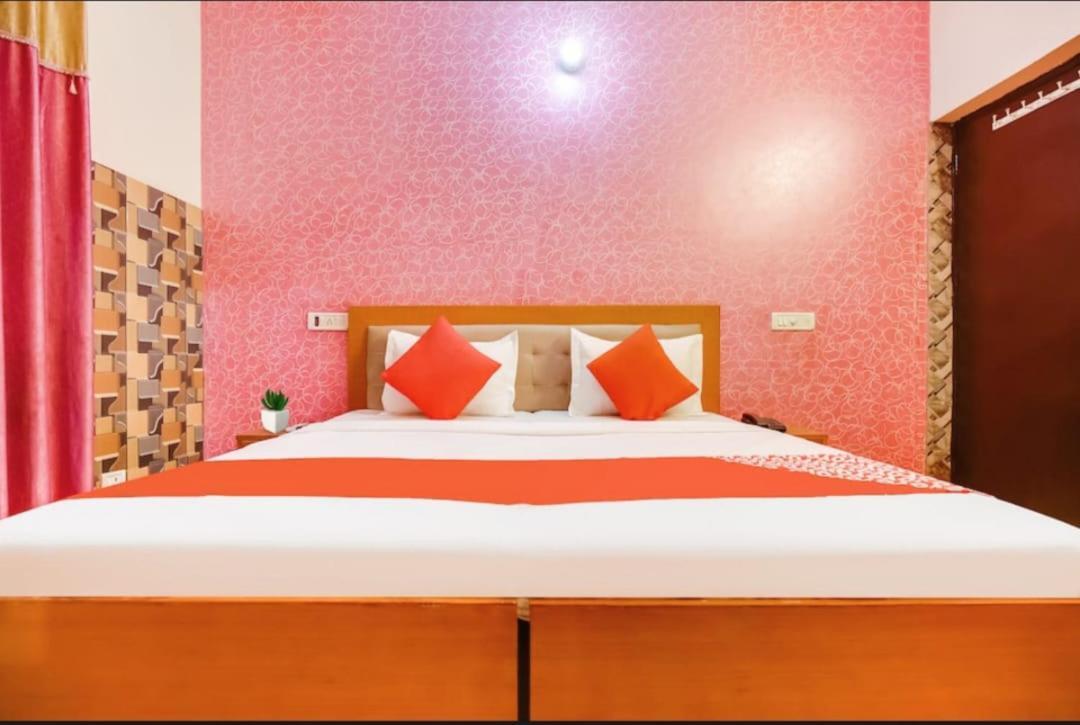 Hotel Golden Height Chandīgarh Exterior foto